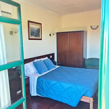 Trindade Coelho Hotel 3*