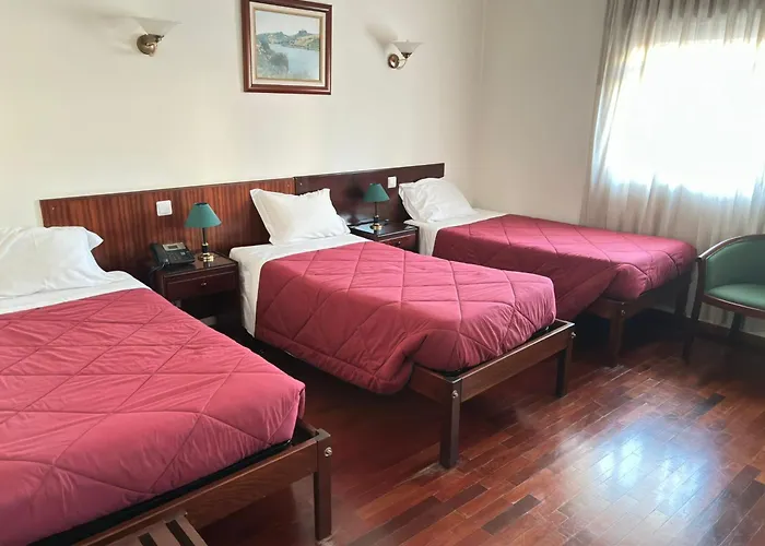 Hotel Trindade Coelho 3*